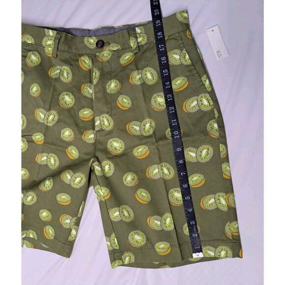Amazon Essentials Men's Classic-Fit 9" Short, Size 30‎ - Picture 5 of 10